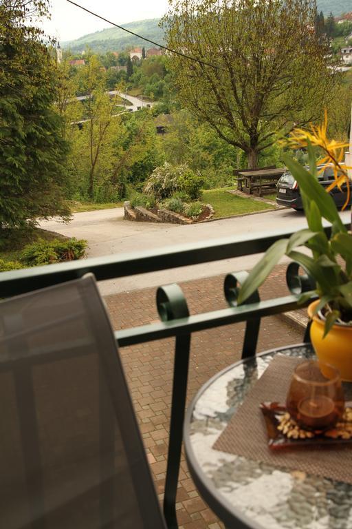 Apartments Strmac Slunj Εξωτερικό φωτογραφία