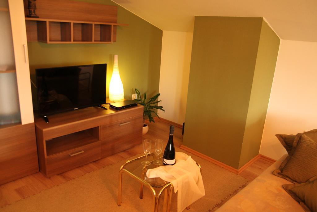 Apartments Strmac Slunj Εξωτερικό φωτογραφία