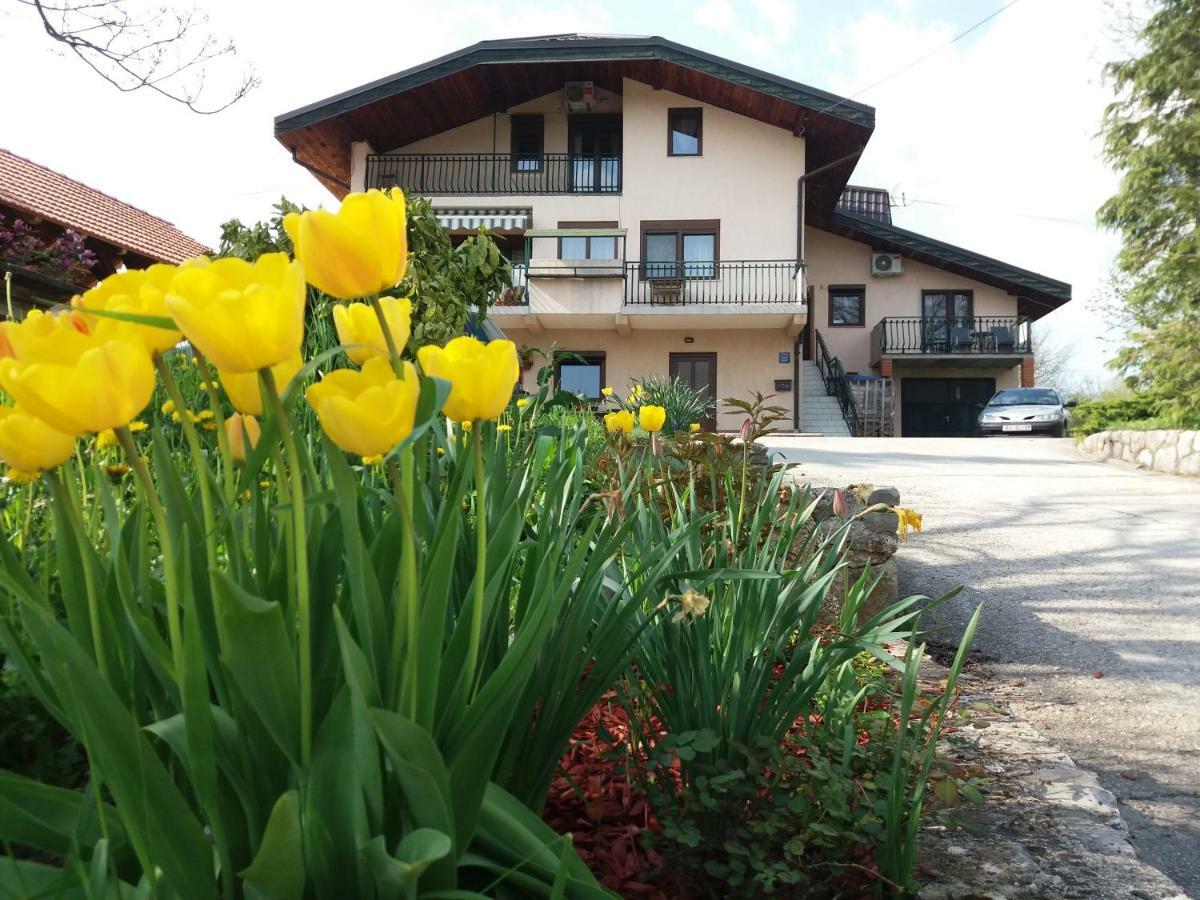 Apartments Strmac Slunj Εξωτερικό φωτογραφία